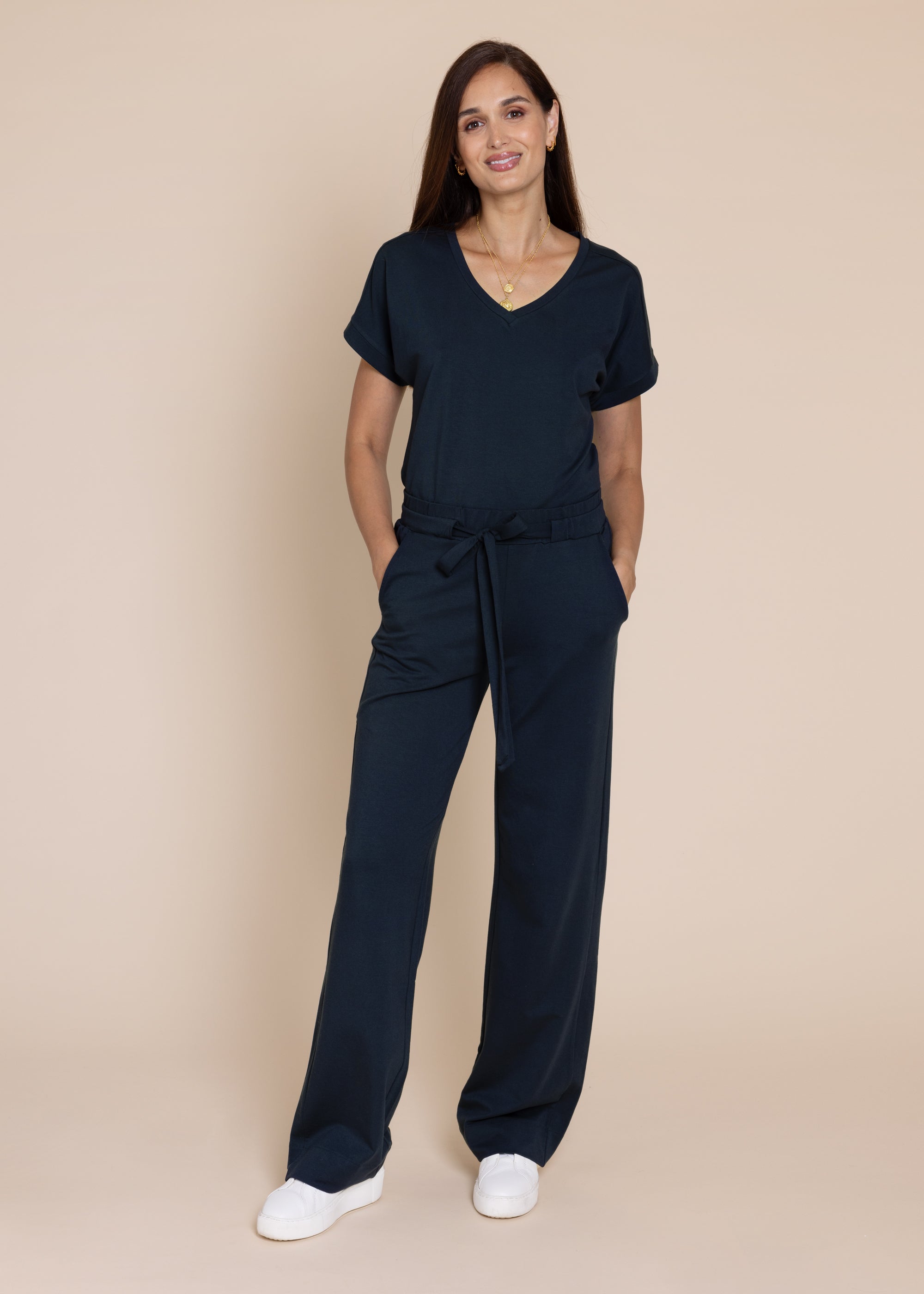 ATHENA v-neck, short sleeve top, navy