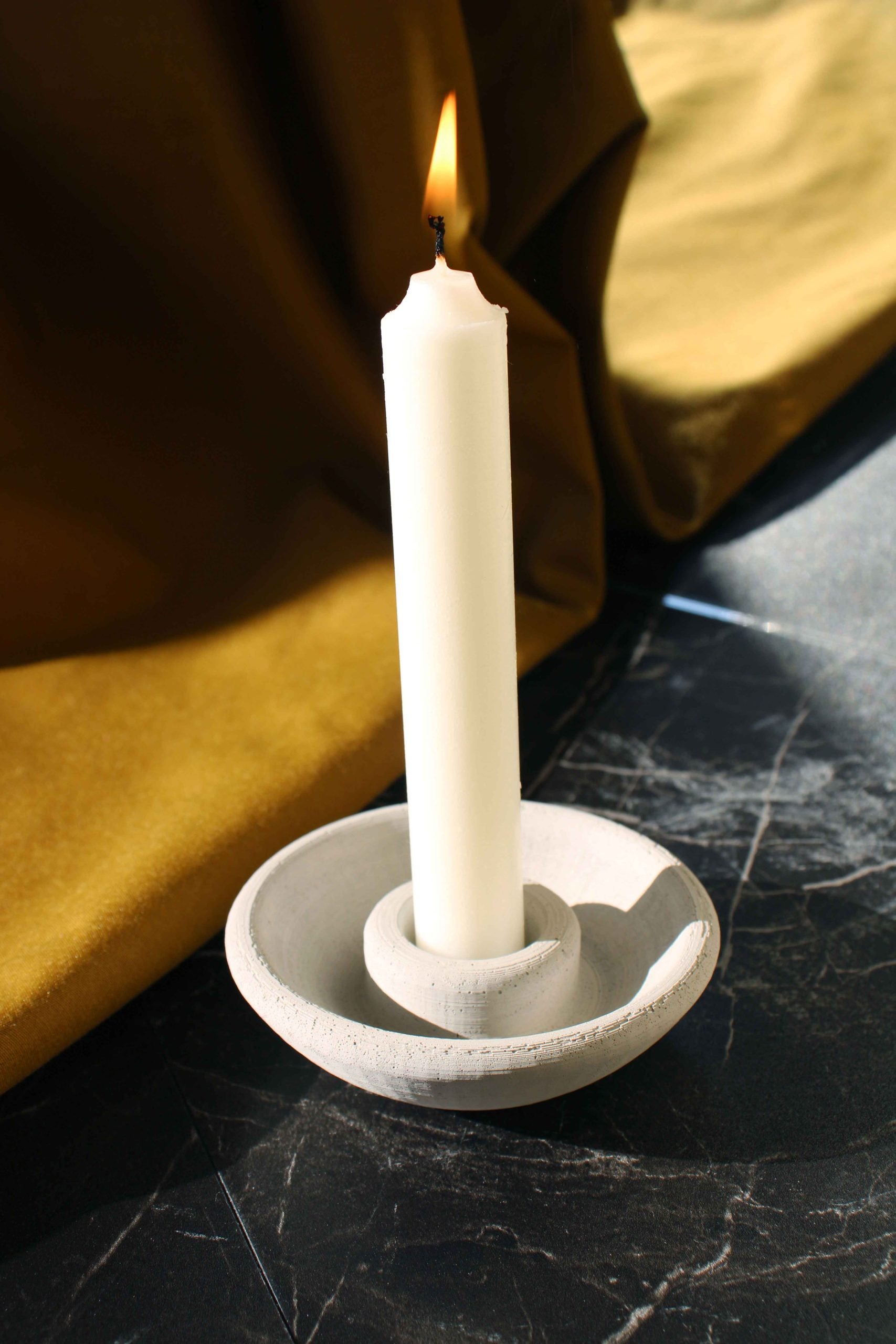 CONCRETE ROUND CANDLE HOLDER