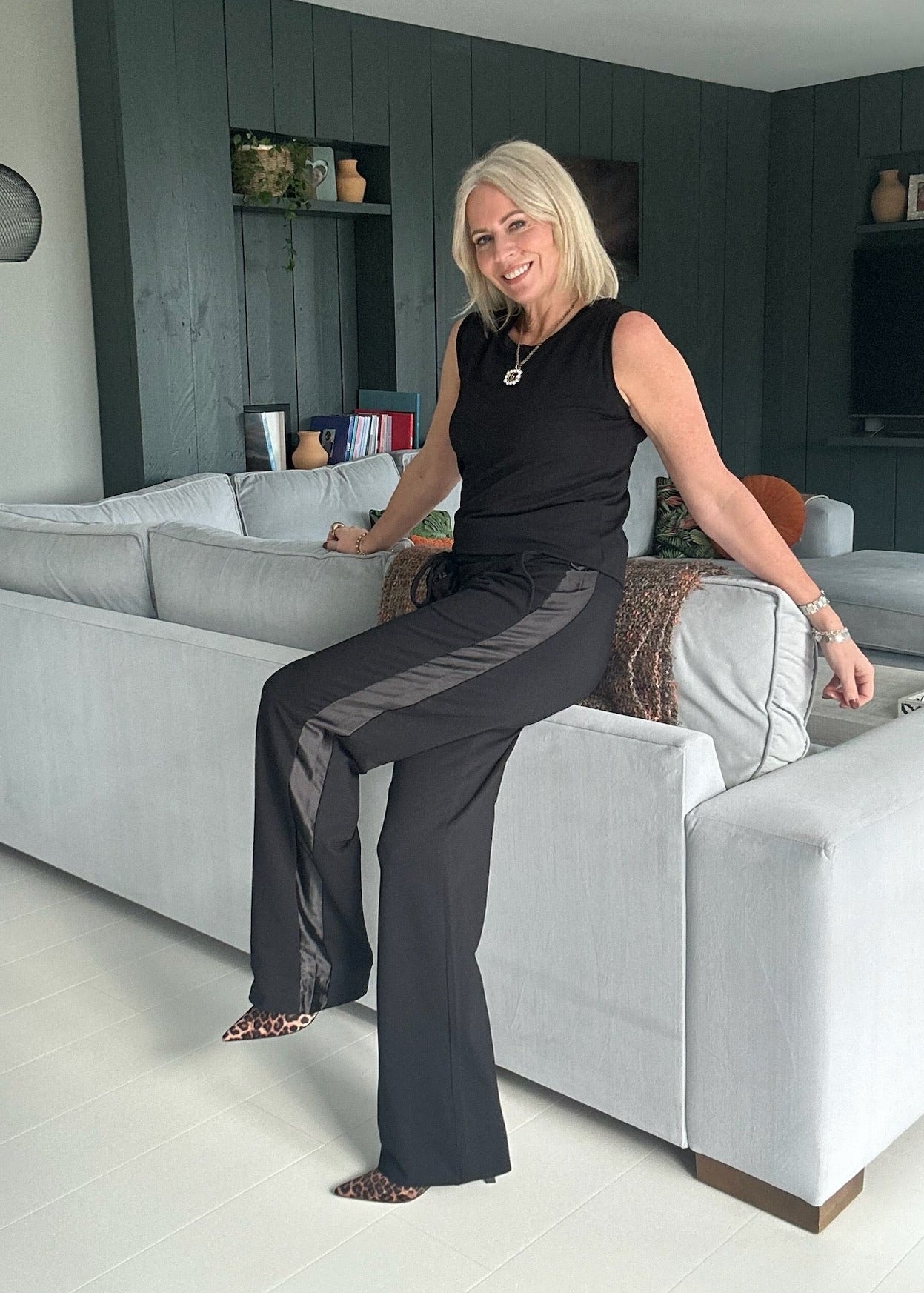 GODDESS wide leg trousers, black