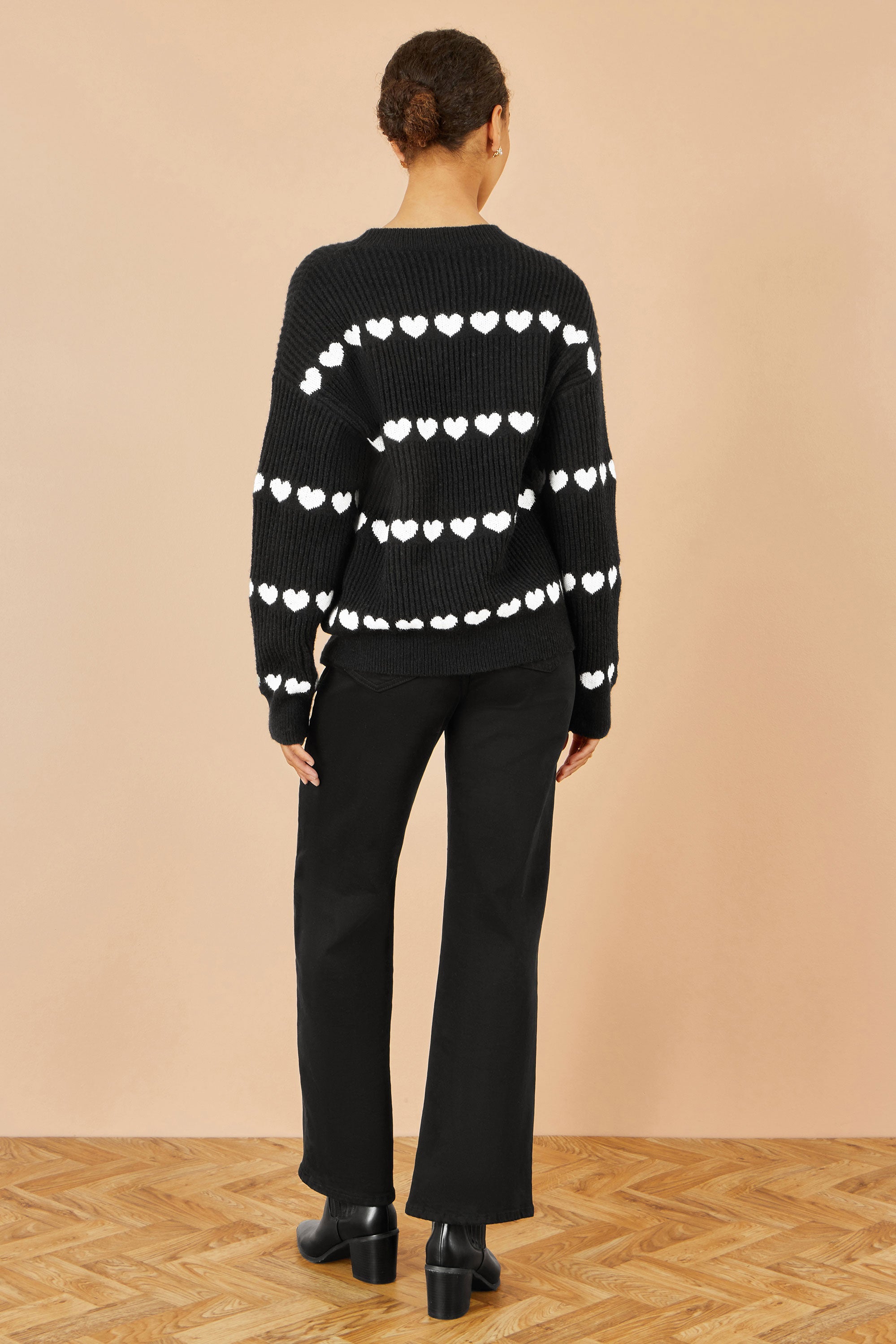 Yumi Black Knitted Jumper With Heart Stripes