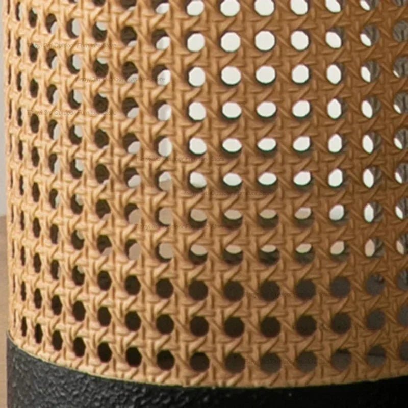 Kushi Vase - PAPRIKA UK